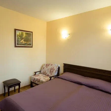 招待所 Complex Rayuvski 4*