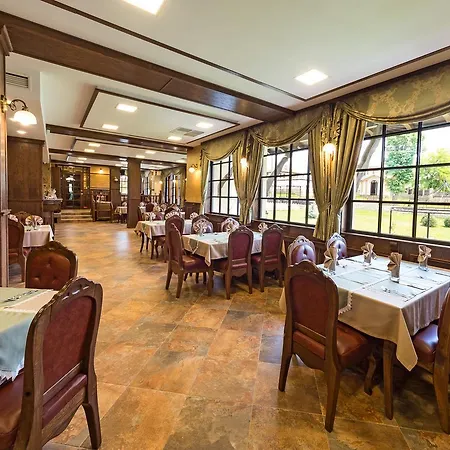 Complex Rayuvski 招待所 Rayuvtsi